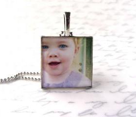 Custom necklace with your family photo, 1' square setting 